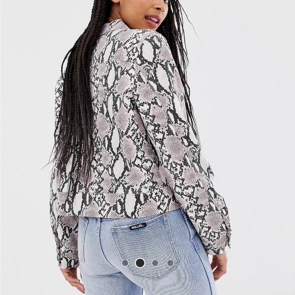 ASOS snake print utility shocker - Picture 2 of 8